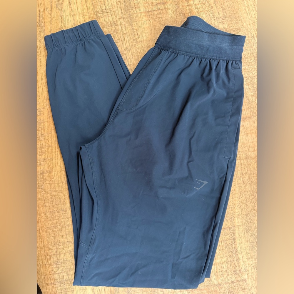 Gymshark navy Jogger | Size small with pockets